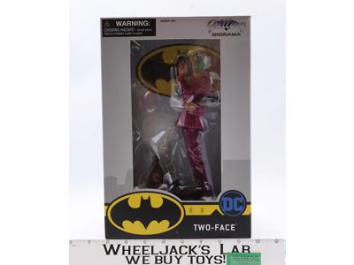 Two-Face DC Comics Batman Gallery Diorama 2020 Diamond Select 12" Statue MIB