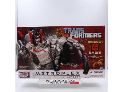 Autobot Metroplex Transformers Thrilling 30 2013 Hasbro Action Figure NEW MIB