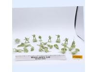 Lot of 24 American Infantrymen WWII 1/32 Scale BMC Toy Soldiers Figures Men