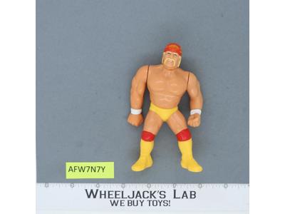 Hulk Hogan Series 5 100% Complete WWF WWE Wrestling 1992 Hasbro Vintage Action