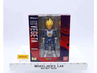 SUPER SAIYAN VEGETA Dragon Ball Z SH Figuarts Bandai Action Figure NEW MIB 2011
