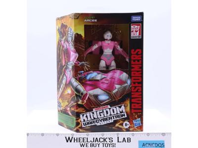 Arcee Transformers Kingdom WFC Trilogy 2020 Hasbro Action Figure MISB