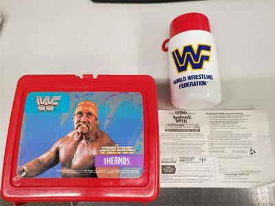 Hulk Hogan Superstars NEW Thermos Plastic Lunchbox Vintage 1989 WWF Titan Sports