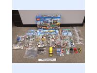 #60097 City Square 100% Complete W/ Box & Instructions 2015 Lego City