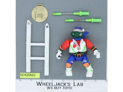 Hot Doggin' Mike 100% Complete Teenage Mutant Ninja Turtles TMNT 1992 Playmates