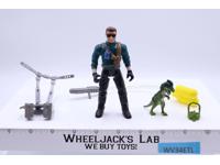 Dennis Nedry w/Tranq Spray Gun 100% Complete Jurassic Park 1993 Kenner Figure