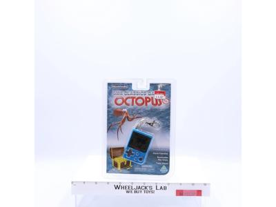 Nintendo Mini Classics Octopus Keychain 1999 Toymax Electronic Handheld Game NEW