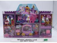 Canterlot Castle My Little Pony Friendship is Magic 2011 Hasbro NEW MIB