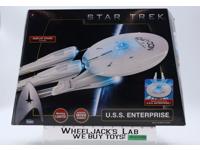 USS Enterprise 100% Complete Star Trek 2009 Playmates Action Figure Vehicle