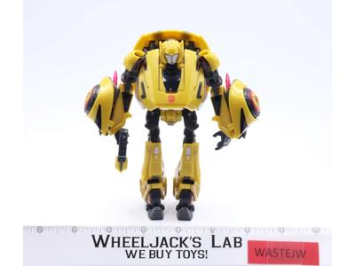 Cybertronian Bumblebee Complete Deluxe Class Transformers Generations Hasbro