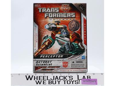 Perceptor Transformers Universe TRU Exclusive 25th Anniv. Hasbro NEW SEALED