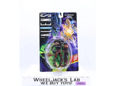 Scorpion Alien W/Face Hugger & Comic Book Aliens 1992 Kenner Action Figure MOSC