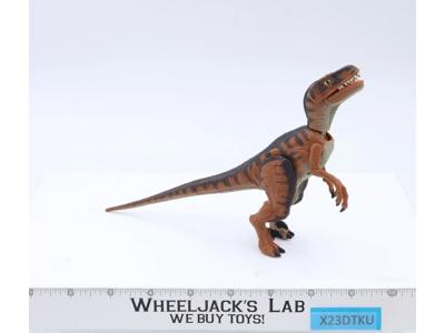 Dino Strike Velociraptor JP03 Jurassic Park Lost World 1993 Hasbro Figure WORKS