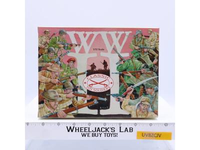 AFX123B 14 Russian Infantry WWII 1/32 Scale Classic Toy Soldiers NEW SEALED