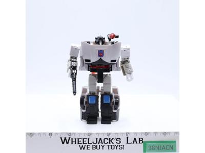 Clampdown Complete Transformers Legacy Velocitron Speedia 500 Collection Hasbro