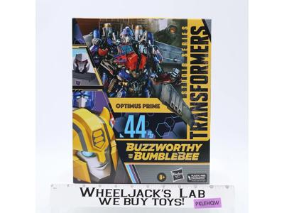 Optimus Prime 44 Transformers Studio Series DOTM 2022 Hasbro Figure NEW SEALED