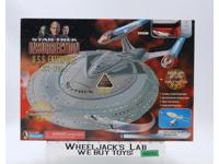 USS Enterprise Star Trek Insurrection 1998 Playmates Action Figure Vehicle