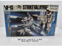 VF-1S Strike Valkyrie Hikaru Special Boxed 1/55 Bandai Robotech Macross Fighter