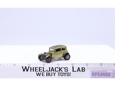 Classic '32 Ford Vicky Gold 1968 1969 Hot Wheels Mattel Vintage Redline RL