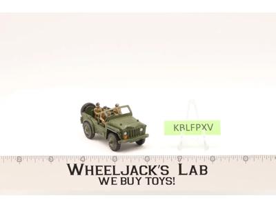 DINKY Toys Austin Champ #674 w/driver and 2 soldiers Meccano LTD Vintage England