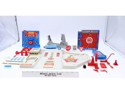 Crash Test Center The Incredible Crash Dummies 1991 Tyco Action Figure Playset