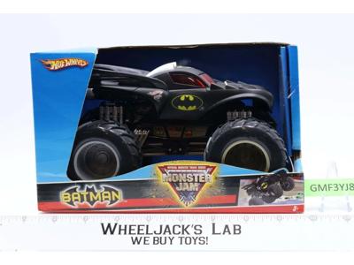 Batman Monster Jam Hotwheels 2008 Mattel 1/12 Scale Vehicle NEW MISP