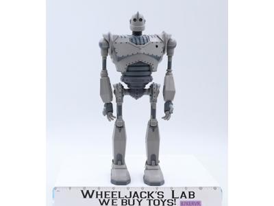 Power Hero Iron Giant Warner Bros The Iron Giant 1999 Trendmasters 14" Figure