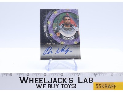 Obi Ndefo as Rak'nor SIGNED Stargate SG-1 Rittenhouse Trading Card