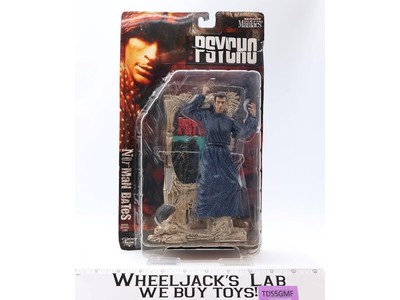 Norman Bates Psycho Movie Maniacs 2 1999 McFarlane Toys Action Figure NEW SEALED