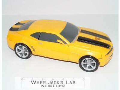 Bumblebee Ultimate Class Electronic 13" Action Figure Hasbro Transformers Movie