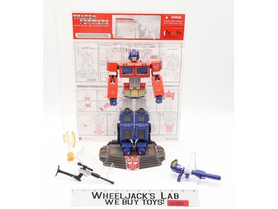 Optimus Prime Complete Transformers 20th Anniversary Masterpiece 2006 Hasbro