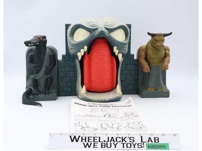 Mumm-Ra's Tomb Fortress Thundercats 1986 LJN Vintage Action Figure Playset