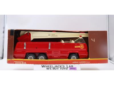 #2960 Aerial Ladder Fire Truck Pressed Steel 1970s Tonka NEW MIB