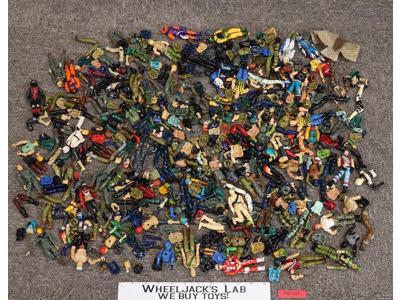 Lot of 136 GI Joe Action Figures Hasbro 1980s - 1990s Vintage BROKEN