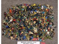 Lot of 136 GI Joe Action Figures Hasbro 1980s - 1990s Vintage BROKEN