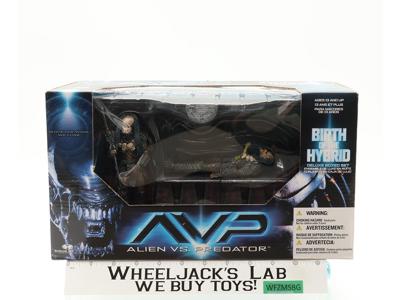 Birth of the Hybrid Alien Vs. Predator AVP 2005 McFarlane Toys Figure NEW SEALED