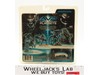 Predator W/ Base AVP Alien Vs. Predator Playset 2005 McFarlane Figure NEW MIB