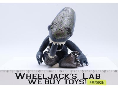 Grid Alien Stuffed Plush Alien vs Predator Diamond Select NEW W/ TAGS