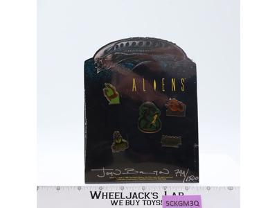 Vintage Dark Horse John Bolton Aliens Pin Set 1990