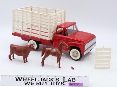 No. 308 Livestock Truck w/ Horse & Pig Pressed Steel 1960s Structo Vintage