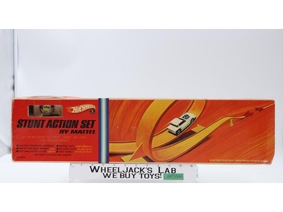 Hot Wheels Stunt Action Set 1968 Vtg Mattel 100% W/ Beatnik Bandit Car & Button