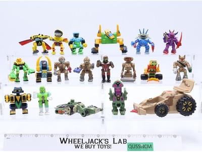 Lot of 19 Z-Bots Micro Machines 1992 Galoob Vintage Action Figures