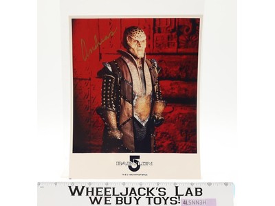 G'Kar Babylon 5 Andreas Katsulas AUTOGRAPHED 8x10 Photograph