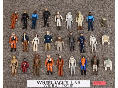 Lot of 27 Star Wars 1970s-1980s Kenner Vintage Action Figures