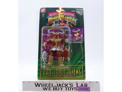Slash & Block Minotaur Mighty Morphin Power Rangers 1994 Bandai NEW SEALED