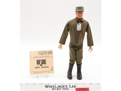 Action Soldier Army Painted Head 12" GI Joe 1964 Hasbro Action Figure w/ Manual