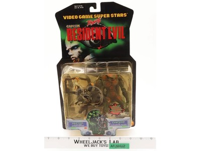 Hunter & Chimera Resident Evil 1998 ToyBiz Action Figure NEW MOSC SEALED