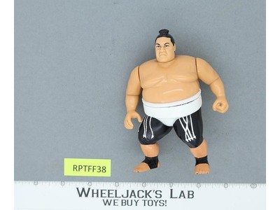 Yokozuna 100% Complete WWE WWF Wrestling 1993 Hasbro Vintage Action Figure