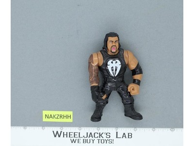 Roman Reigns Series 1 Wrestling WWE Retro Mattel Action Figure