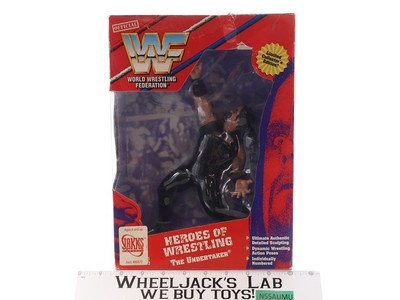 The Undertaker WWF Heroes of Wrestling 1997 Jakks Pacific Action Figure NEW MIB